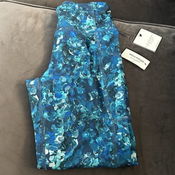 Laundry by Shelli Segal blue print leggings size small - Picture 3 of 11